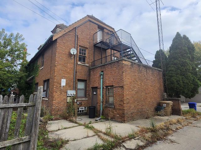 5008 21st AVENUE, Kenosha, WI 53140