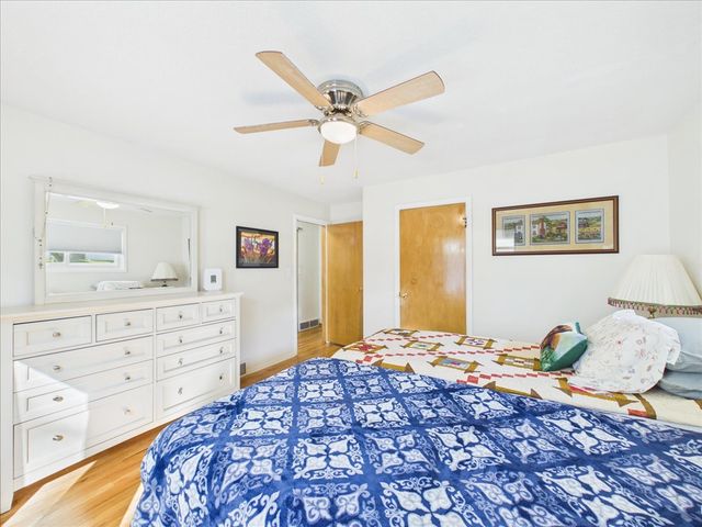 220 FAIRVIEW Boulevard, Rockford, IL 61107