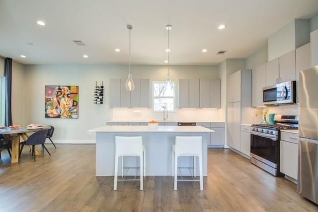 8411 Hempstead Road G, Houston, TX 77008