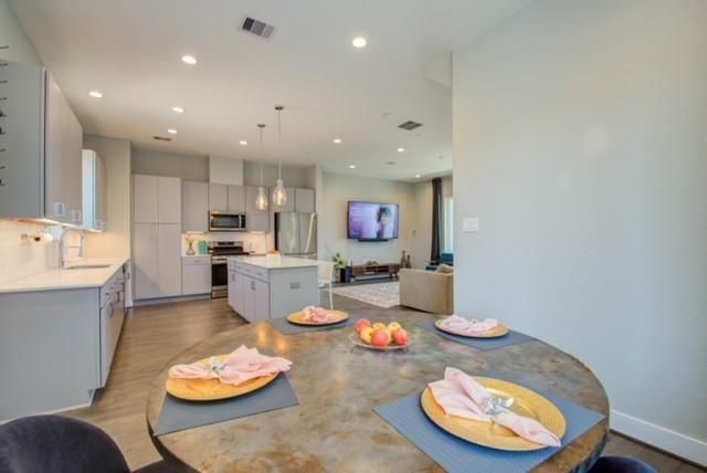 8411 Hempstead Road G, Houston, TX 77008