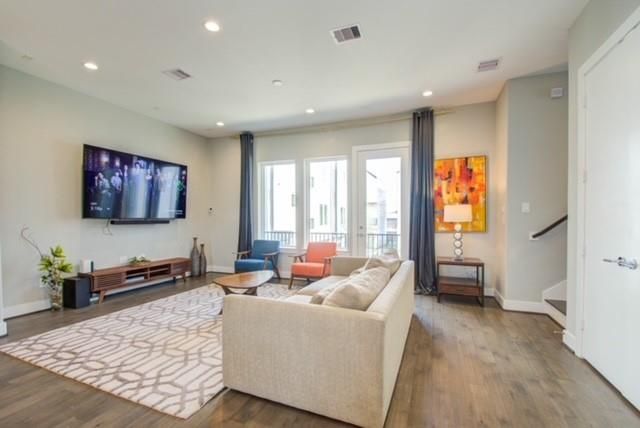 8411 Hempstead Road G, Houston, TX 77008