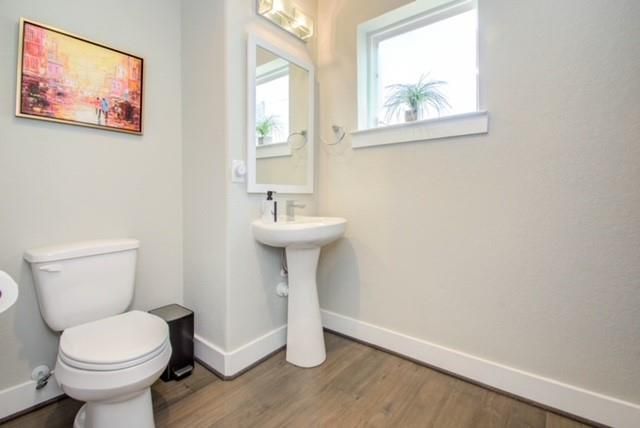 8411 Hempstead Road G, Houston, TX 77008