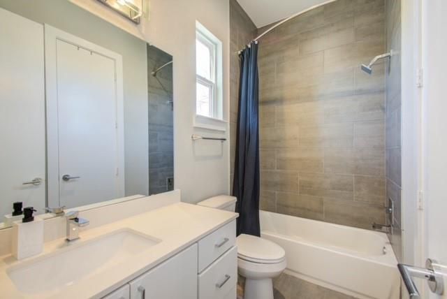 8411 Hempstead Road G, Houston, TX 77008