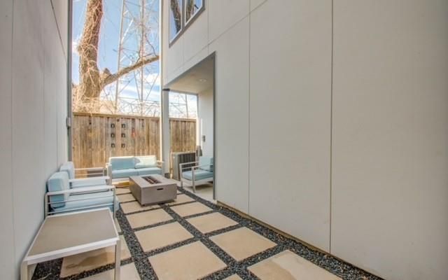 8411 Hempstead Road G, Houston, TX 77008