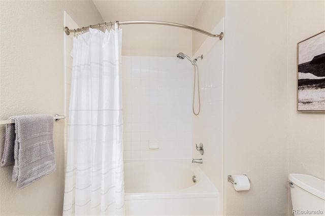 8465 S Holland Way 202, Littleton, CO 80128