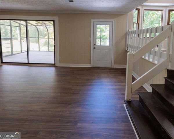 551 Covered Bridge Trail, Fayetteville, GA 30214