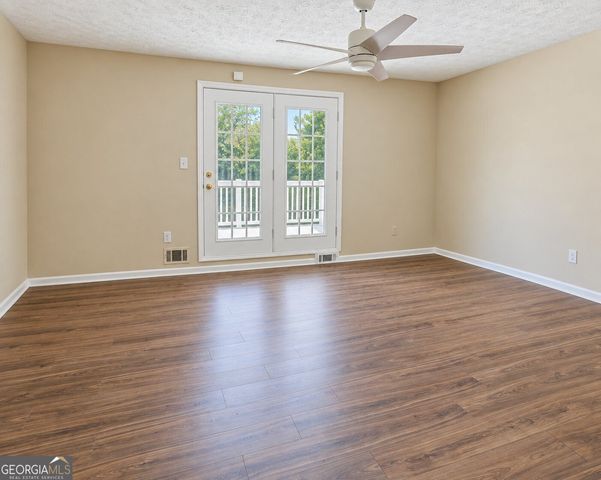 551 Covered Bridge Trail, Fayetteville, GA 30214
