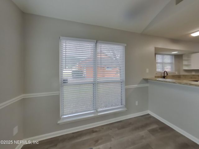 838 POYDRAS Lane W, Jacksonville, FL 32218