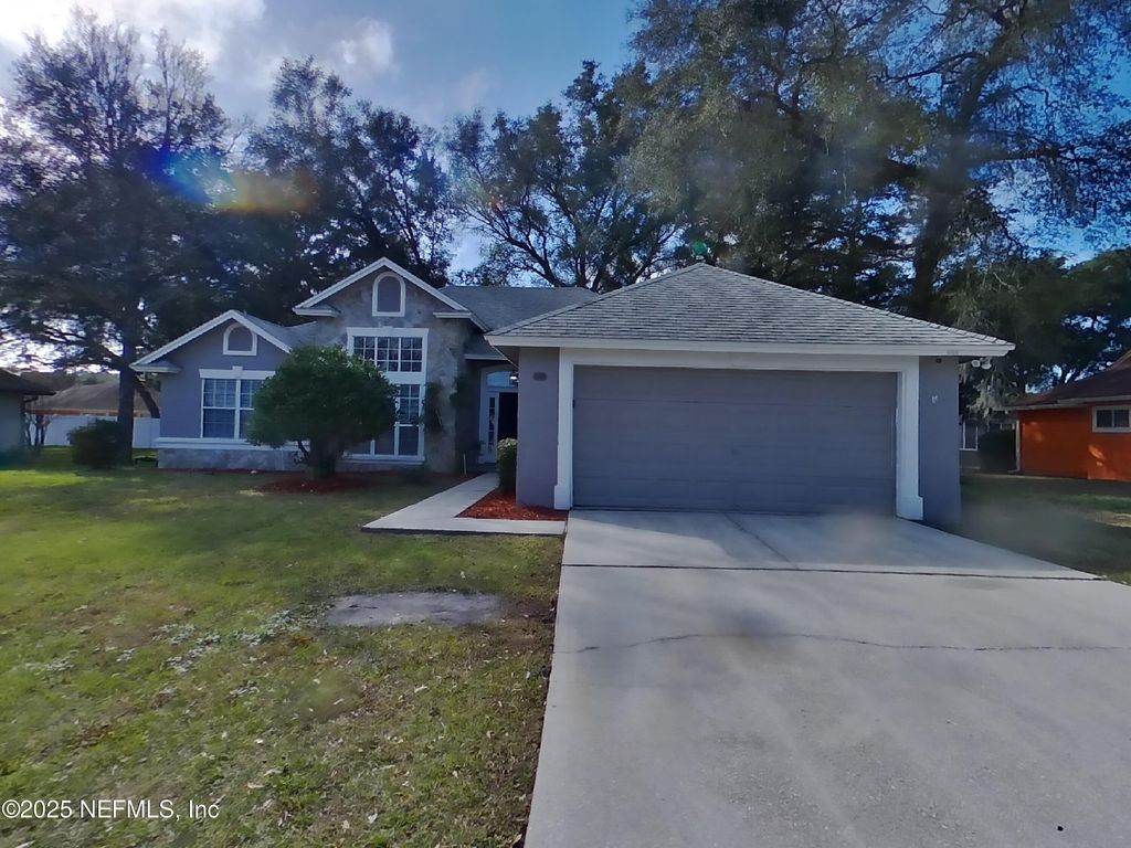 838 POYDRAS Lane W, Jacksonville, FL 32218