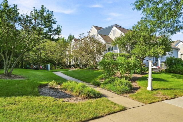 3457 Ravinia Circle, Aurora, IL 60504