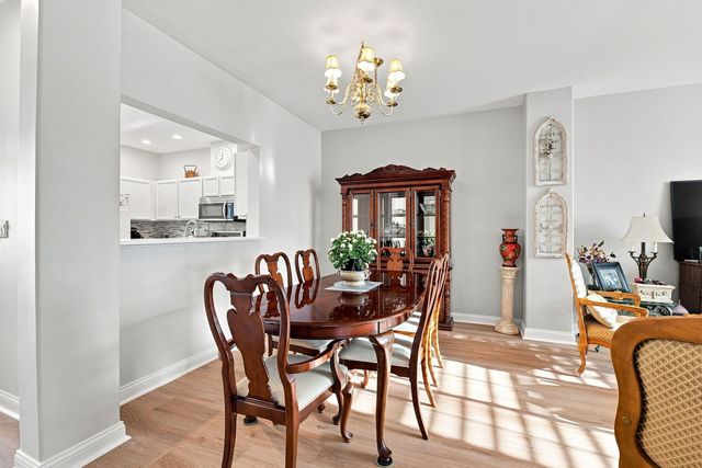 3457 Ravinia Circle, Aurora, IL 60504