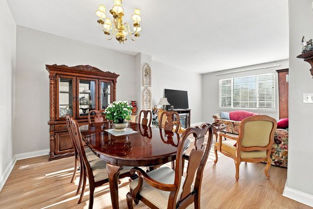 3457 Ravinia Circle, Aurora, IL 60504