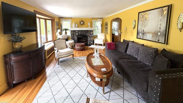 3841 Covert Road, Waterford Twp, MI 48328
