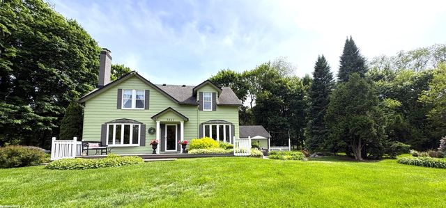 3841 Covert Road, Waterford Twp, MI 48328