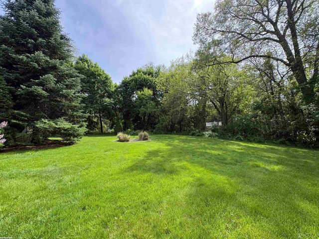 3841 Covert Road, Waterford Twp, MI 48328