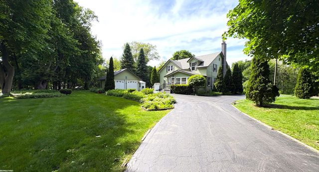 3841 Covert Road, Waterford Twp, MI 48328