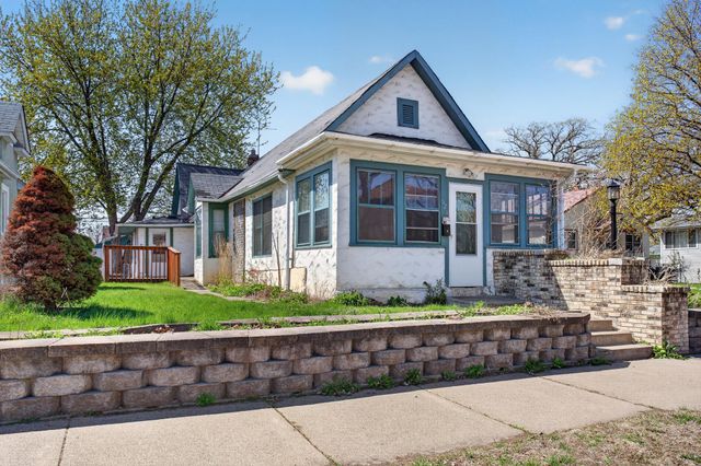 628 1st Avenue S, South Saint Paul, MN 55075