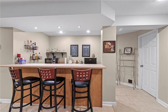 7905 N Lister Avenue, Kansas City, MO 64119