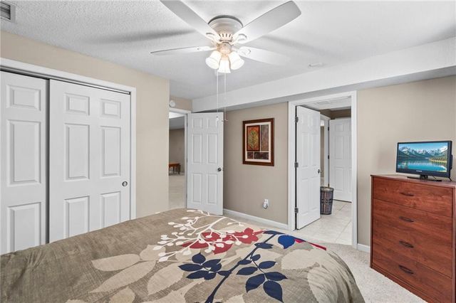 7905 N Lister Avenue, Kansas City, MO 64119