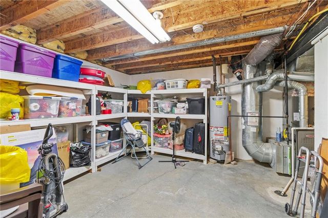 7905 N Lister Avenue, Kansas City, MO 64119
