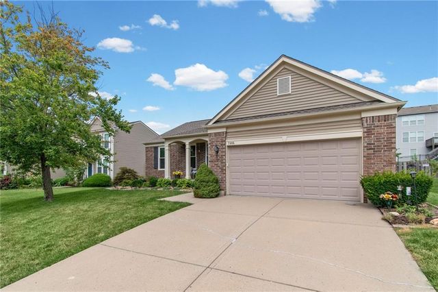7905 N Lister Avenue, Kansas City, MO 64119