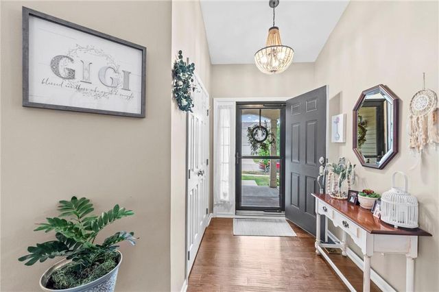 7905 N Lister Avenue, Kansas City, MO 64119