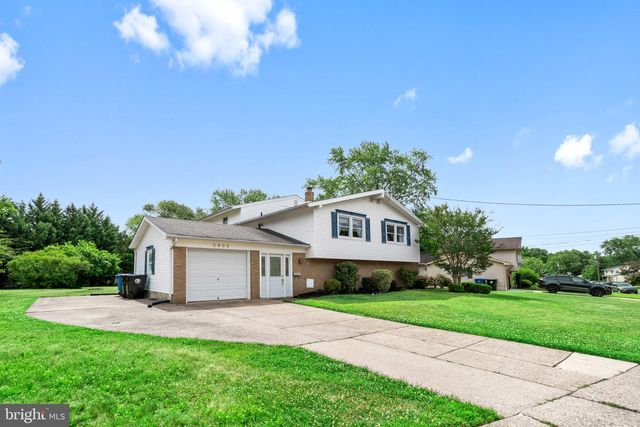 2404 ARDEN RD, Cinnaminson, NJ 08077
