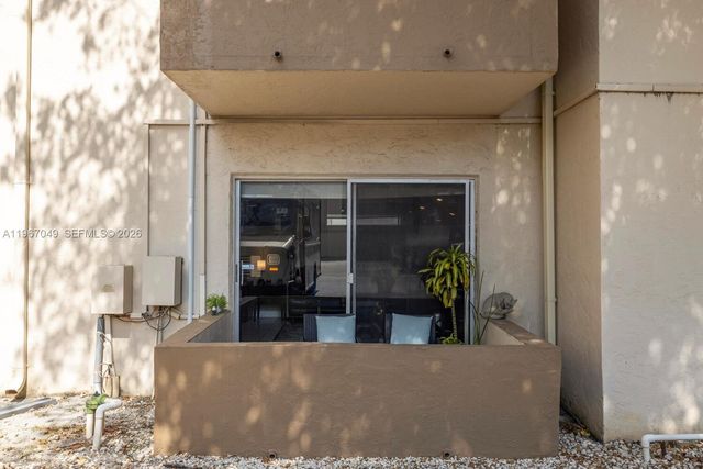 7785 SW 86th St E-119, Miami, FL 33143