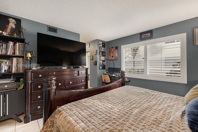 7785 SW 86th St E-119, Miami, FL 33143