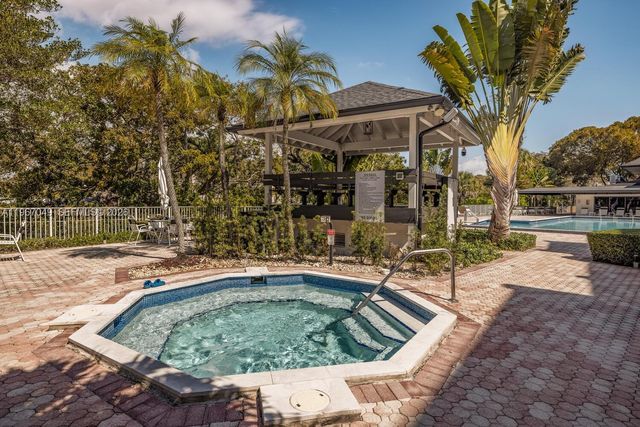 7785 SW 86th St E-119, Miami, FL 33143