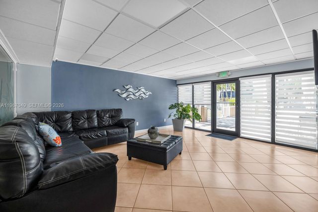 7785 SW 86th St E-119, Miami, FL 33143