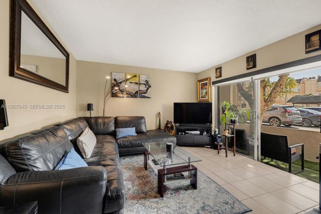 7785 SW 86th St E-119, Miami, FL 33143