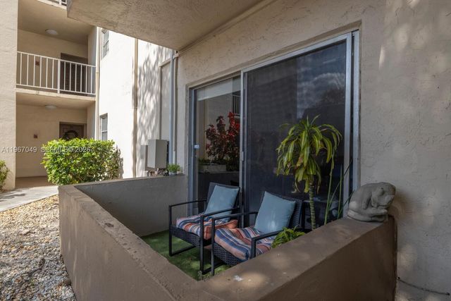 7785 SW 86th St E-119, Miami, FL 33143