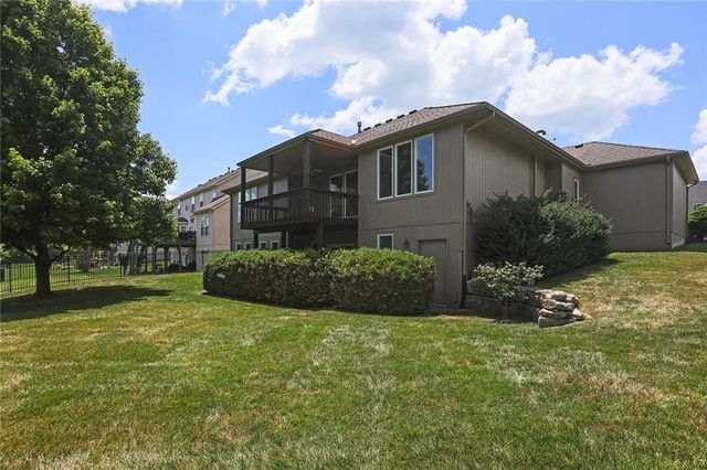 413 SE Stillwater Drive, Lee's Summit, MO 64063