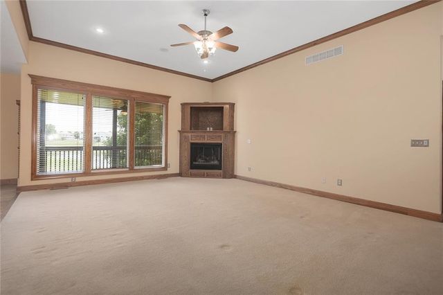 413 SE Stillwater Drive, Lee's Summit, MO 64063