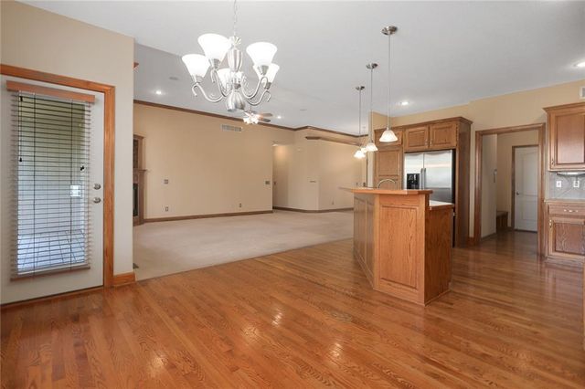 413 SE Stillwater Drive, Lee's Summit, MO 64063