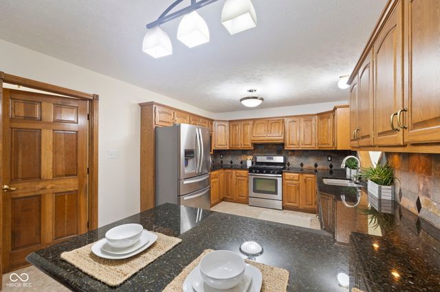 7424 Liscannor Lane, Indianapolis, IN 46217