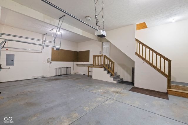 7424 Liscannor Lane, Indianapolis, IN 46217