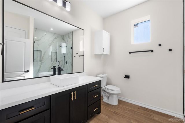 602 E Kelly Avenue, Pharr, TX 78577