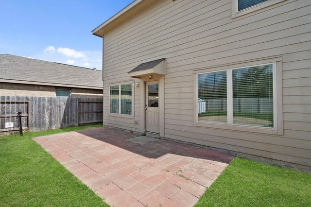 8631 Bar Harbor Drive, Baytown, TX 77521