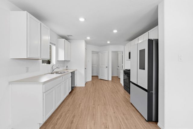 8631 Bar Harbor Drive, Baytown, TX 77521