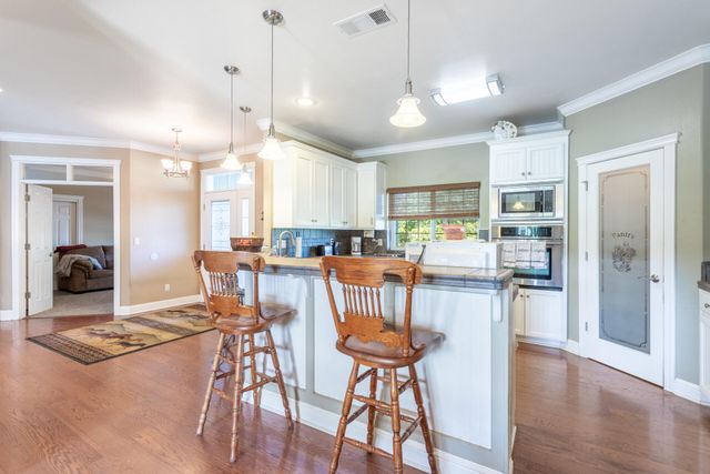 11847 Oak Run Road, Oak Run, CA 96069