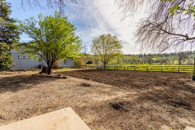 11847 Oak Run Road, Oak Run, CA 96069