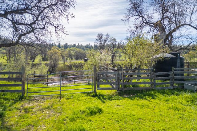 11847 Oak Run Road, Oak Run, CA 96069