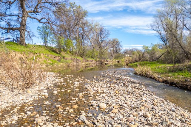 11847 Oak Run Road, Oak Run, CA 96069