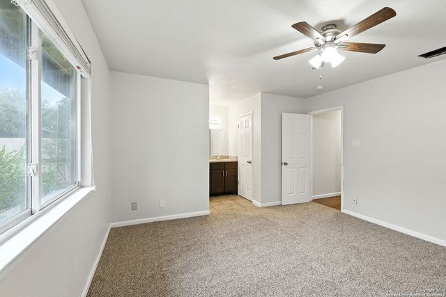 100 Lorenz Rd Apt 1502, San Antonio, TX 78209