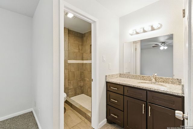 100 Lorenz Rd Apt 1502, San Antonio, TX 78209