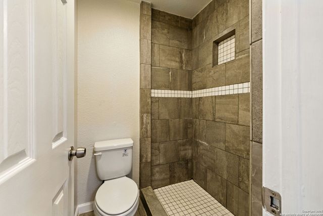 100 Lorenz Rd Apt 1502, San Antonio, TX 78209