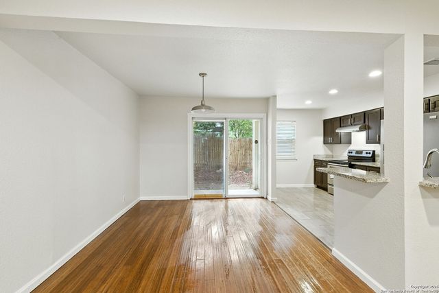 100 Lorenz Rd Apt 1502, San Antonio, TX 78209