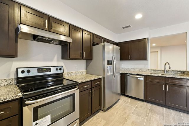 100 Lorenz Rd Apt 1502, San Antonio, TX 78209
